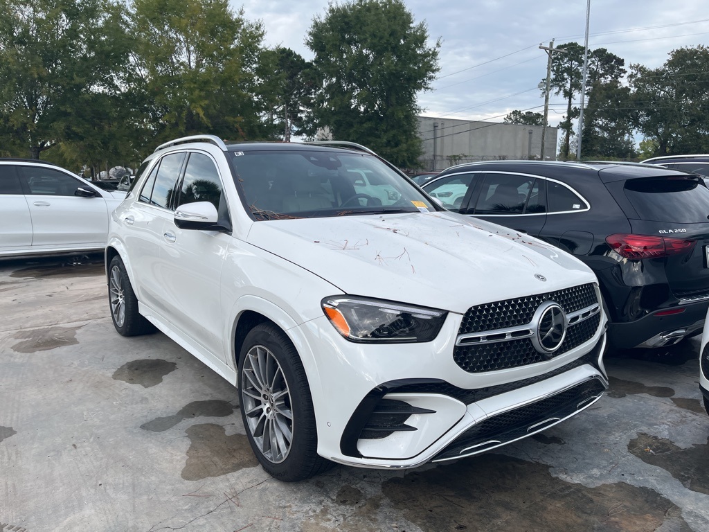 2025 Mercedes Benz GLE 450 4MATIC photo 3
