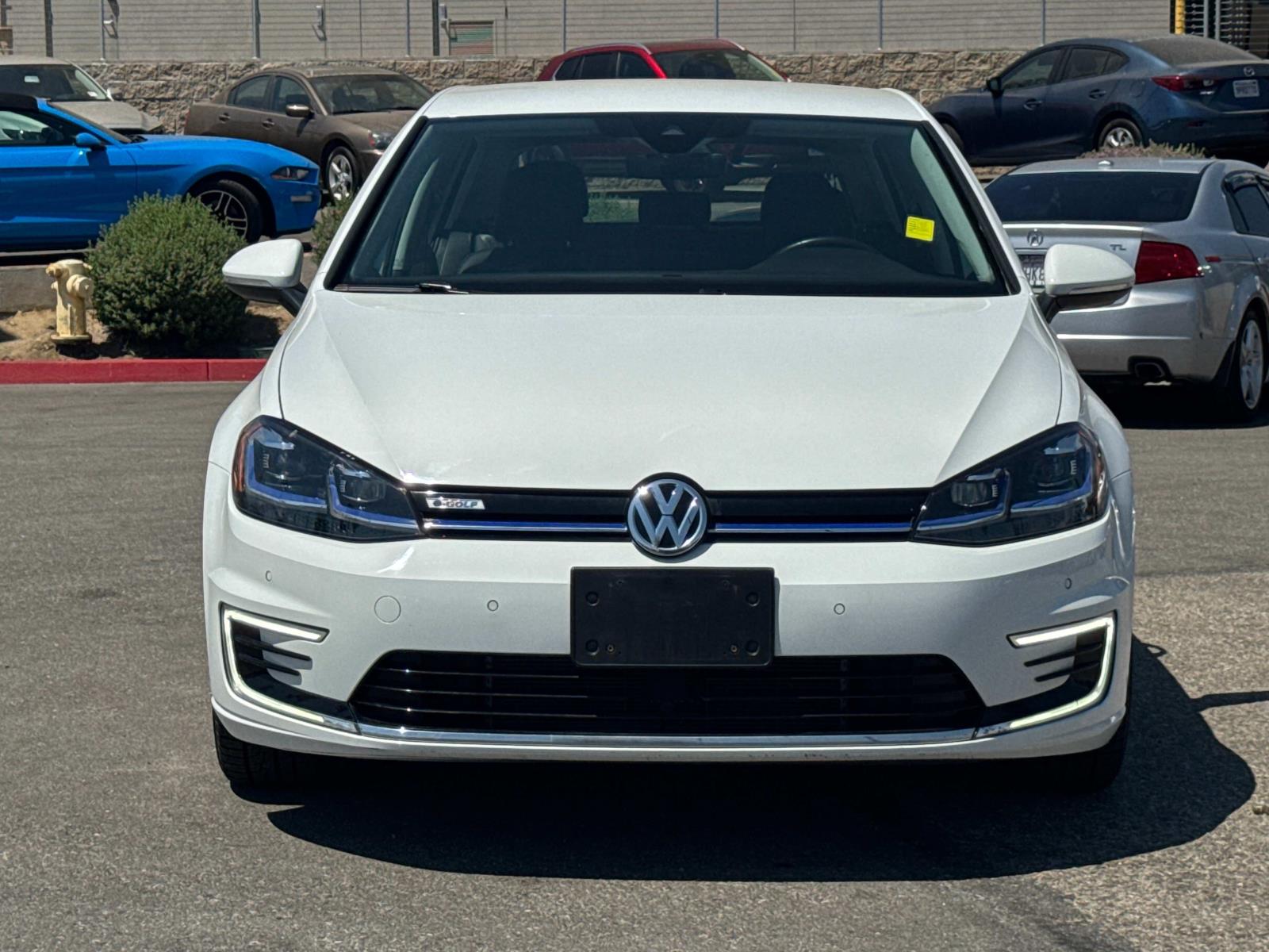 Used 2019 Volkswagen e-Golf e-Golf SEL Premium with VIN WVWPR7AU1KW912523 for sale in Claremont, CA