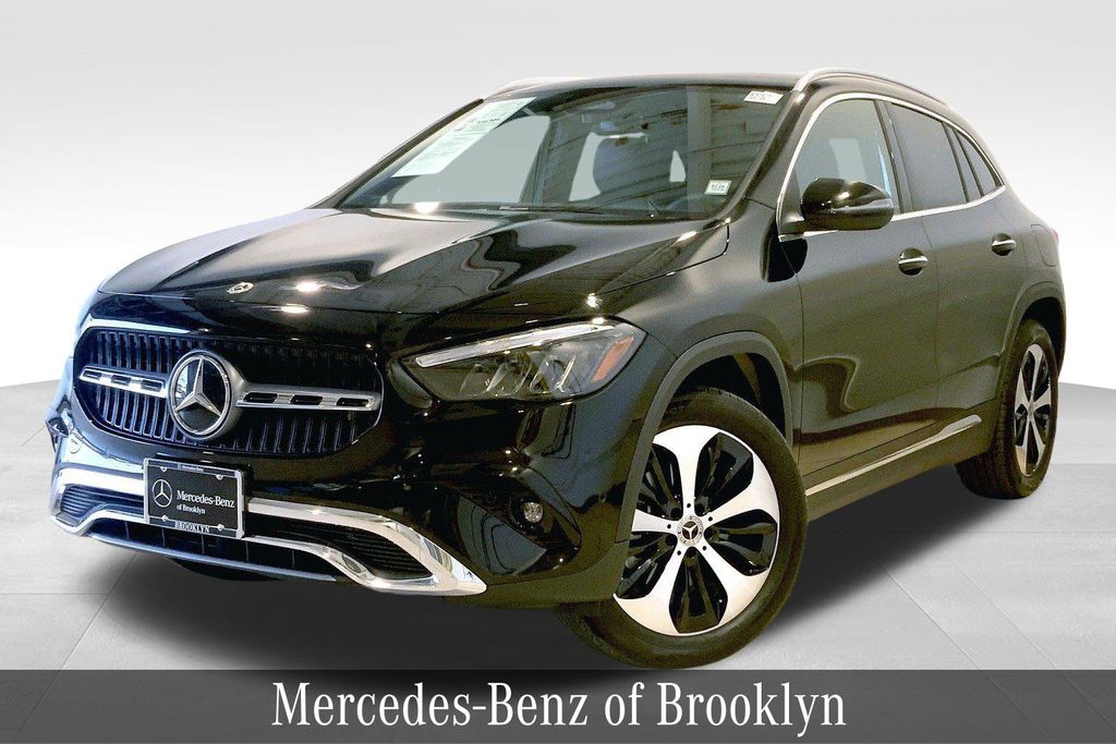 2025 Mercedes Benz GLA 250 4MATIC photo 2