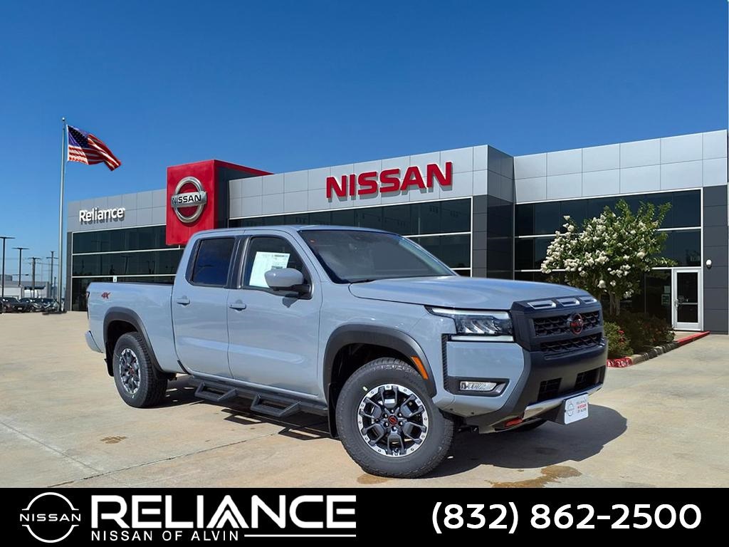 2026 Nissan Frontier PRO-4X's photo