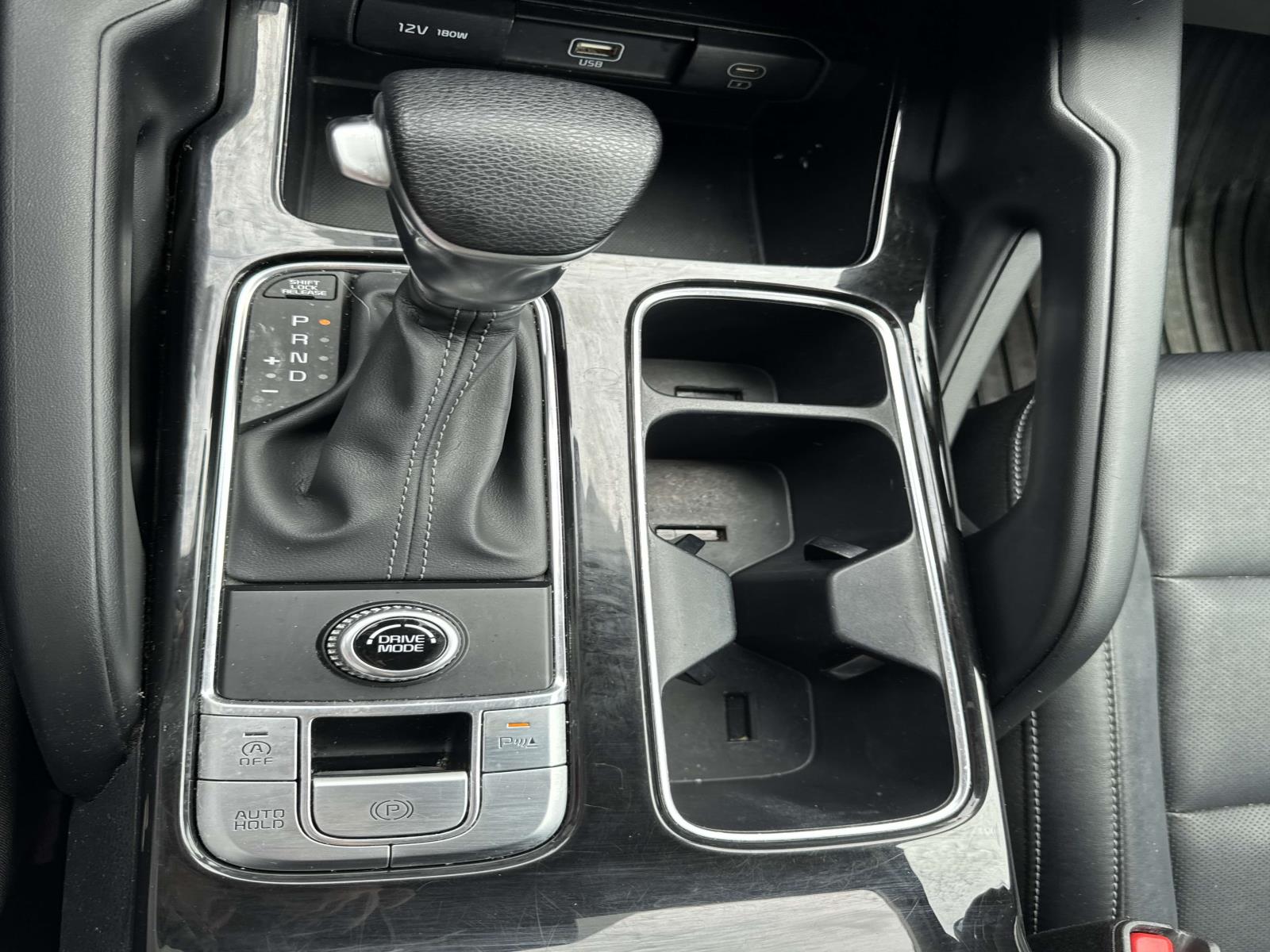 2023 Kia Telluride LX photo 24