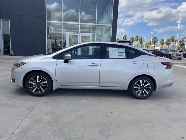 2025 Nissan Versa SV photo 3