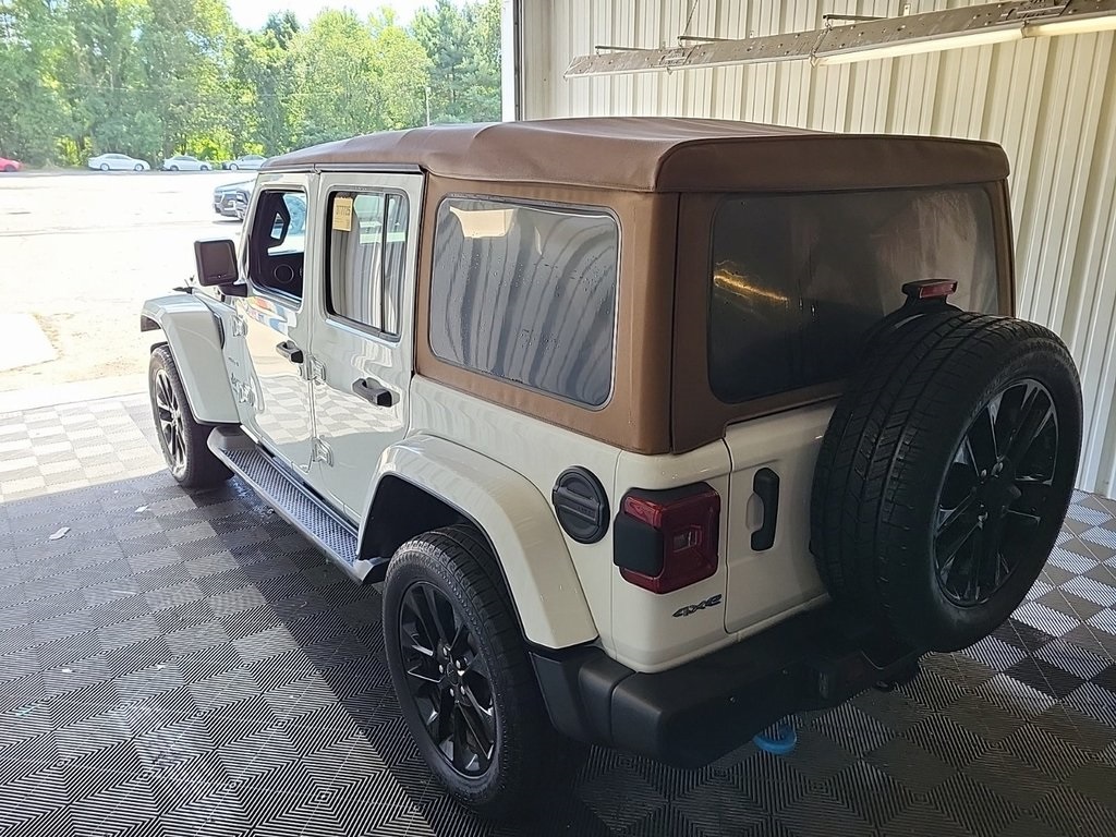 2022 Jeep Wrangler Unlimited Sahara 4xe photo 2