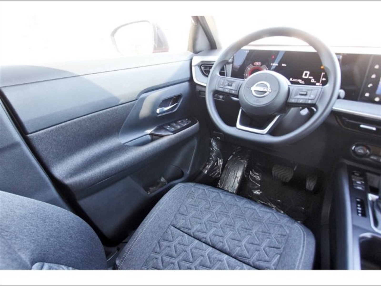 2026 Nissan Kicks SV White at Robbins Nissan