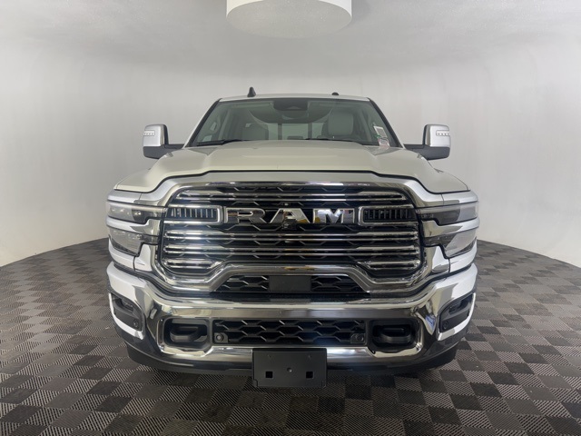 2025 Ram 2500 Laramie photo 2