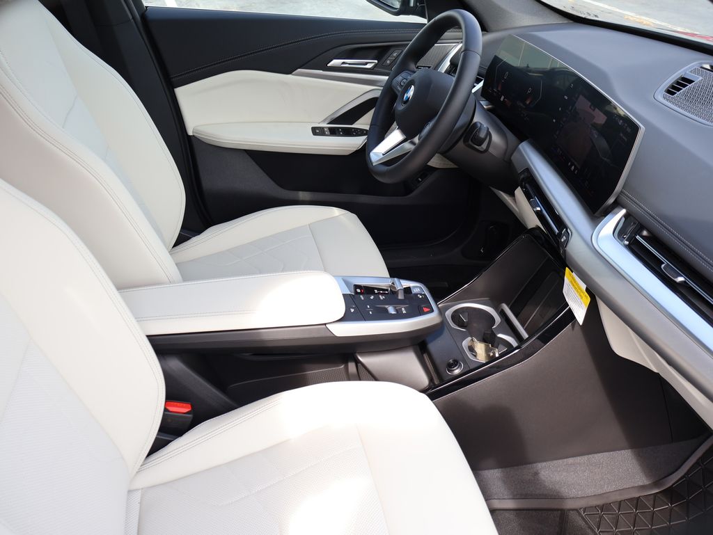 2026 Bmw X1 XDrive28i photo 12