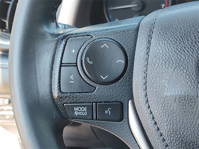 2018 Toyota RAV4 XLE photo 20