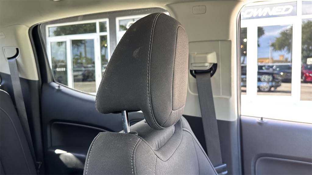 2020 Chevrolet Colorado LT photo 20