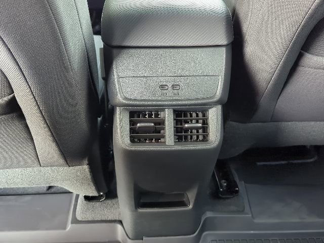 2026 Chevrolet Equinox LT photo 11