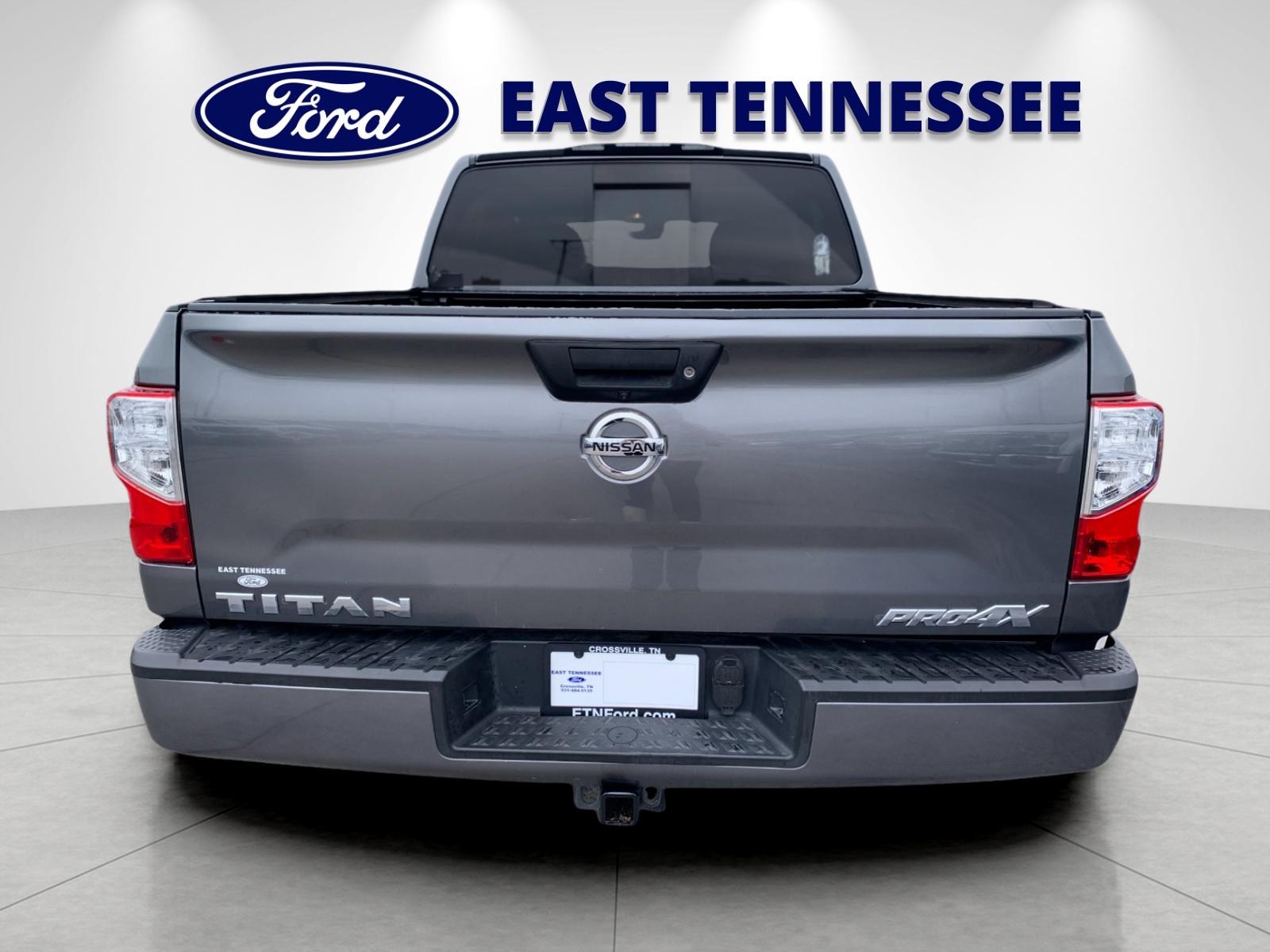 2019 Nissan Titan PRO-4X photo 3