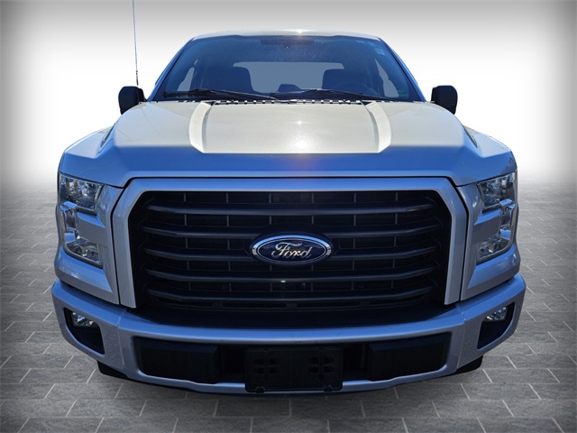 2017 Ford F-150 XL photo 2