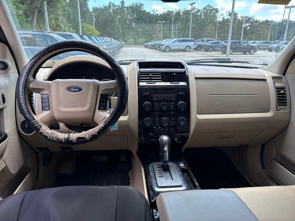 2011 Ford Escape Limited photo 3