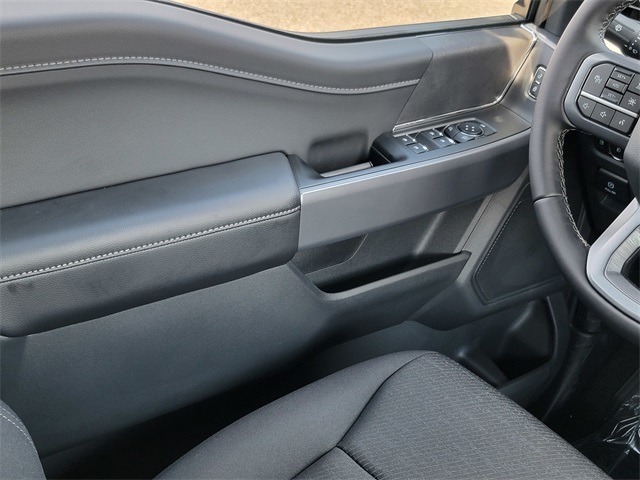 2025 Ford F-150 XLT photo 24