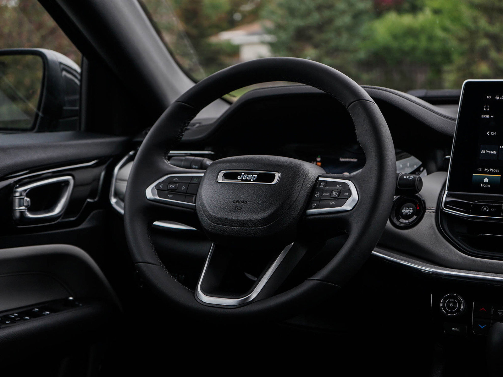 2025 Jeep Compass Limited photo 14