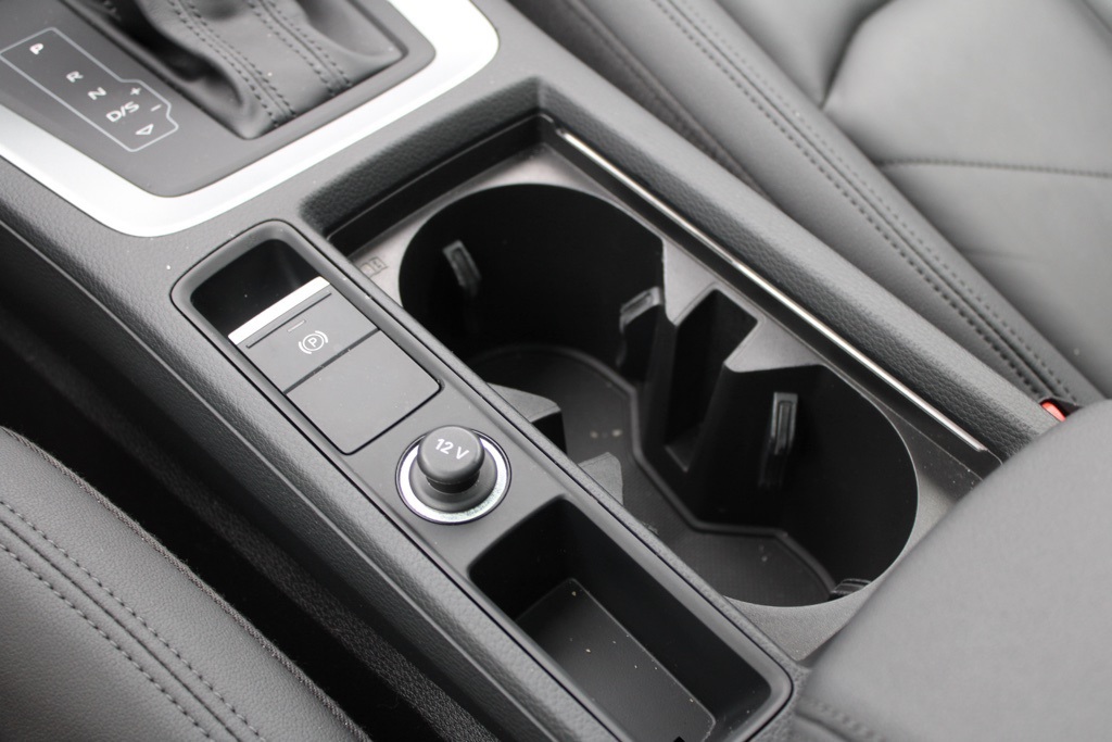 2021 Audi Q3 S line Premium 45 TFSI photo 28