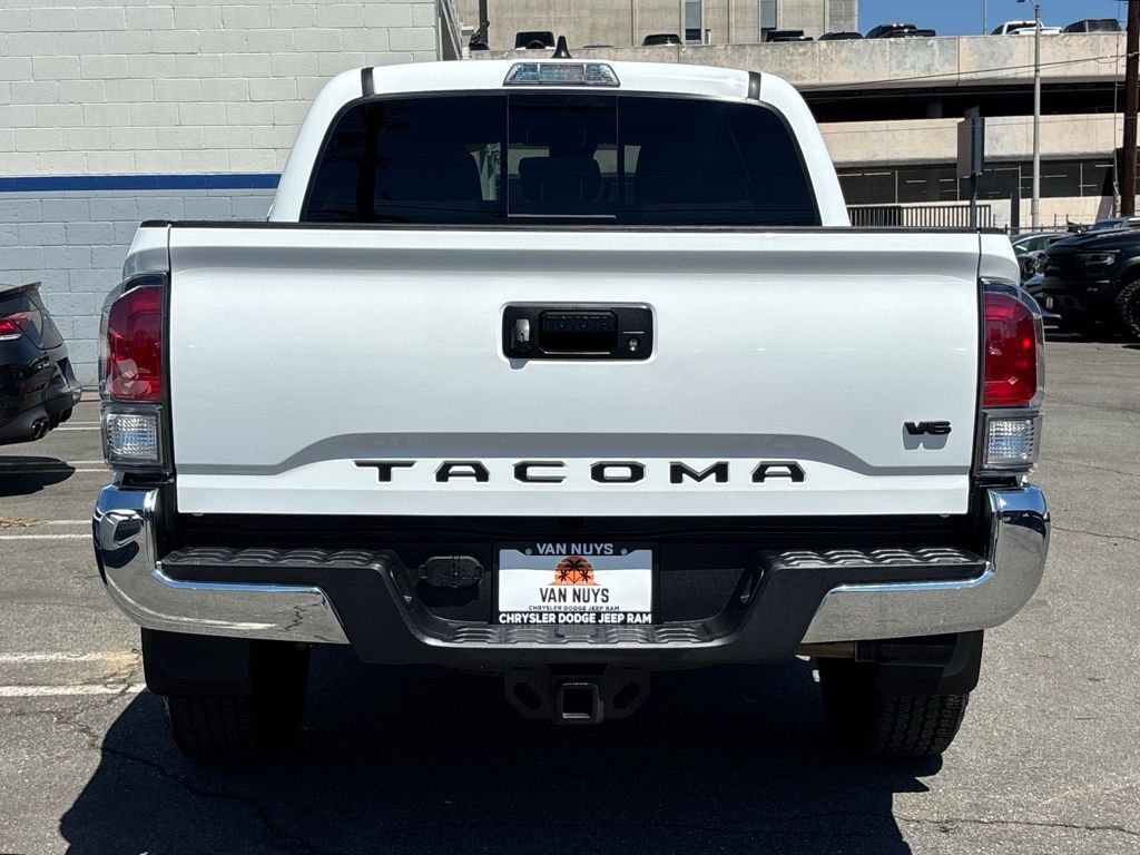 2023 Toyota Tacoma TRD Off-Road photo 4
