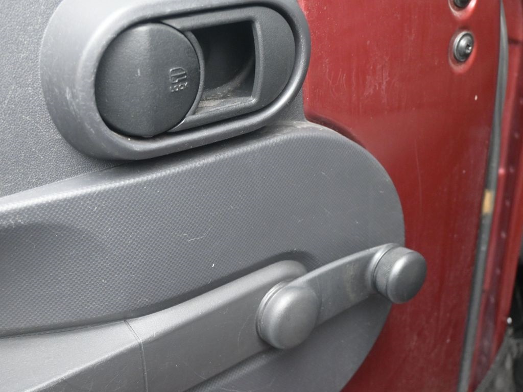 2008 Jeep Wrangler X photo 16