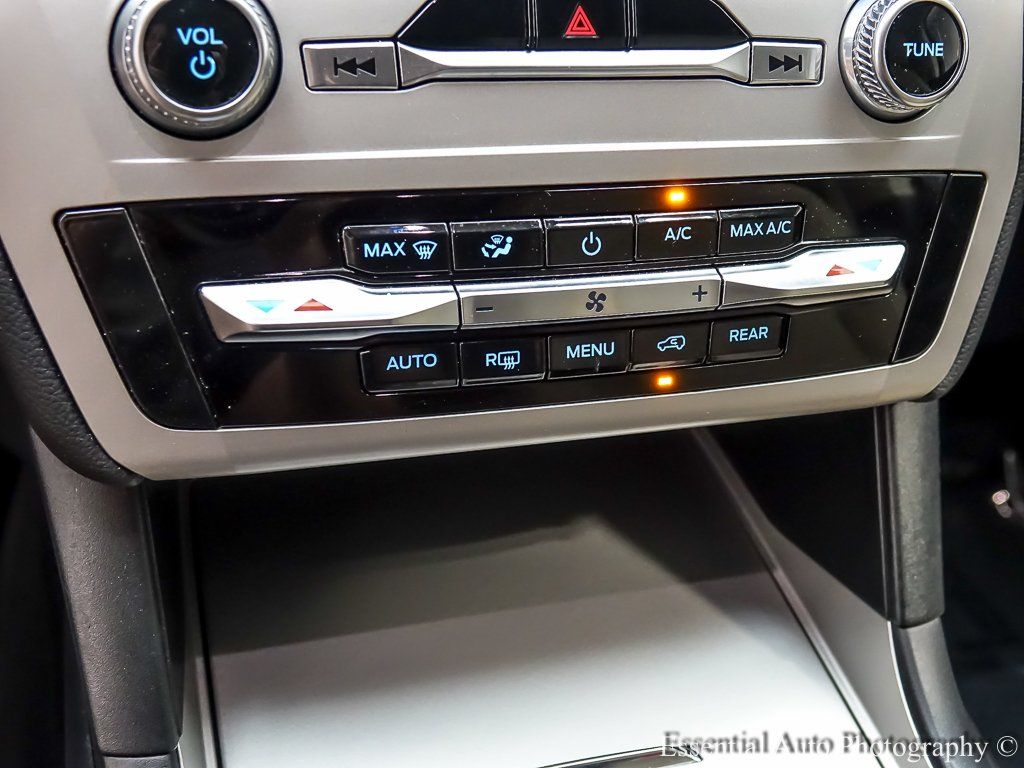 2023 FORD EXPLORER - Image 17