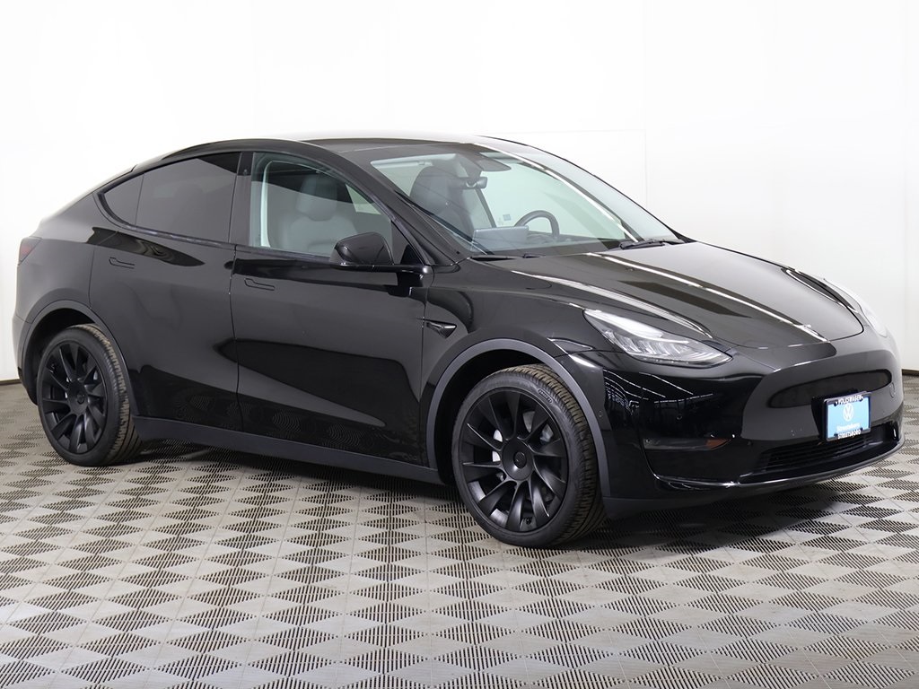 Used 2022 Tesla Model Y Long Range with VIN 7SAYGDEE4NA022389 for sale in Northfield, Minnesota