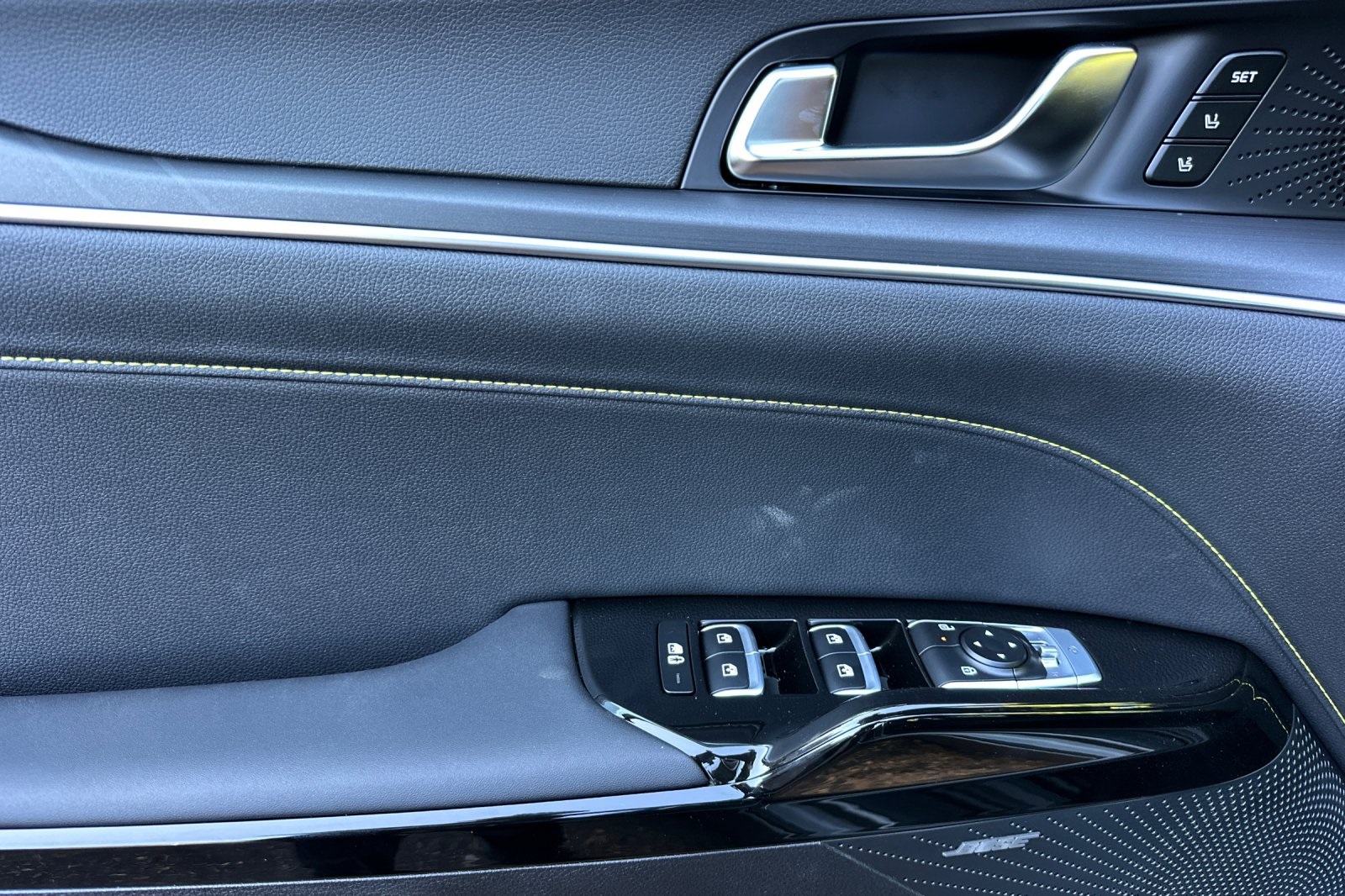 2026 Kia K5 GT photo 5