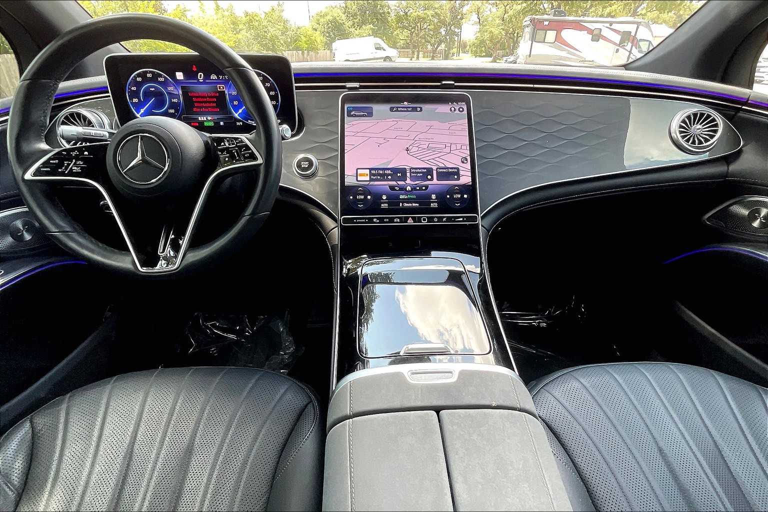 2023 Mercedes Benz EQS SUV 450 photo 14