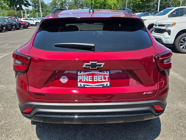 2025 Chevrolet Trax photo 9