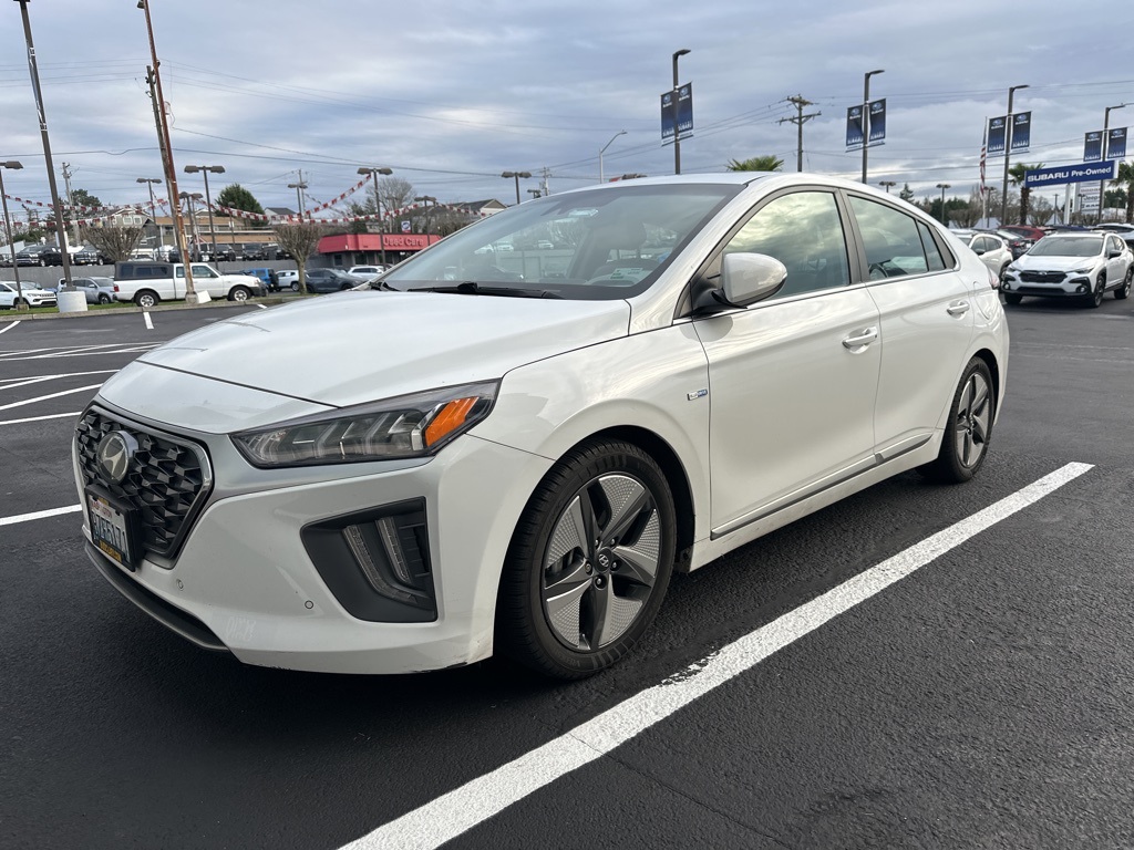 2020 Hyundai IONIQ Limited's photo