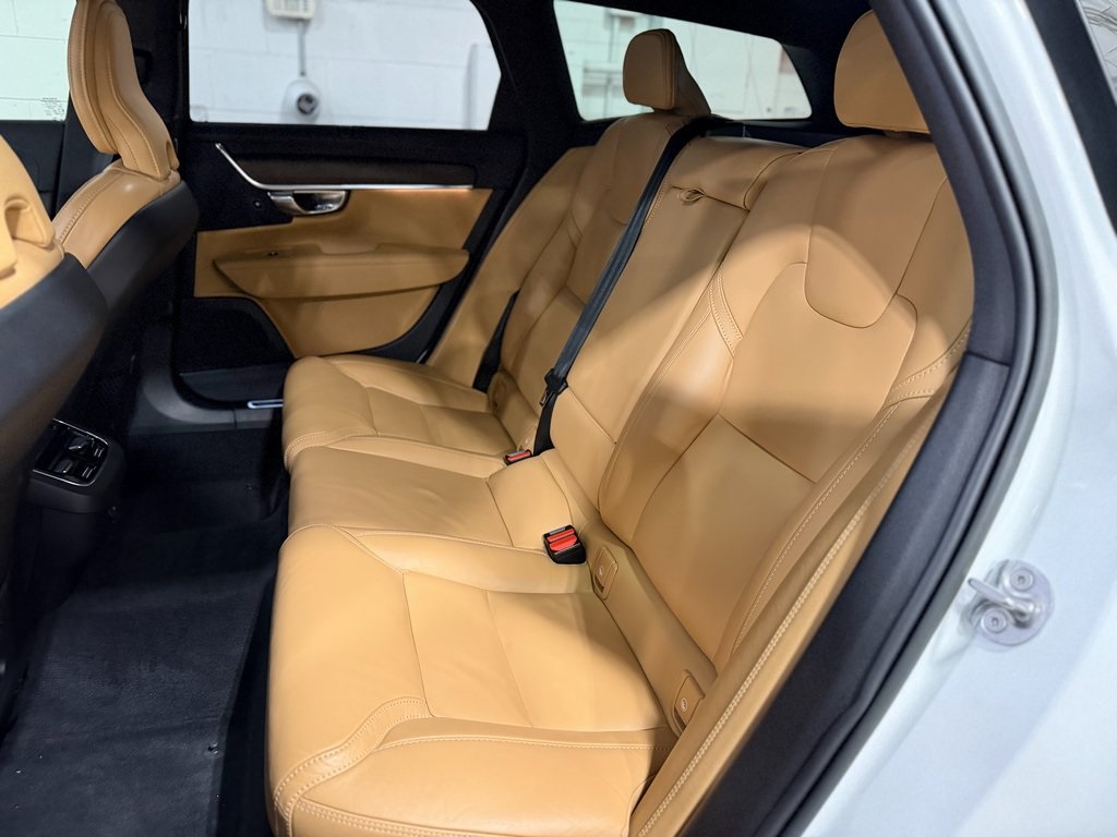 2023 VOLVO V90CC - Image 10
