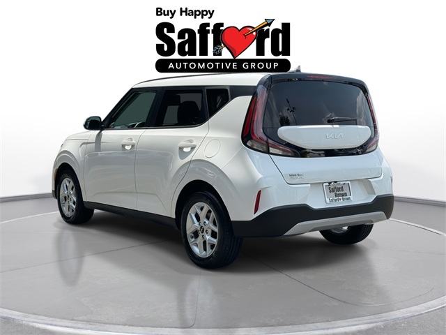 2023 Kia Soul LX photo 5