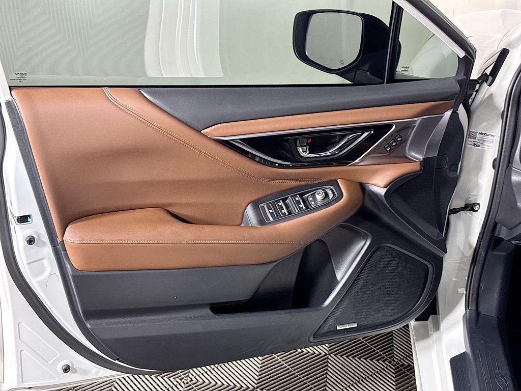 2024 Subaru Legacy Touring XT photo 9