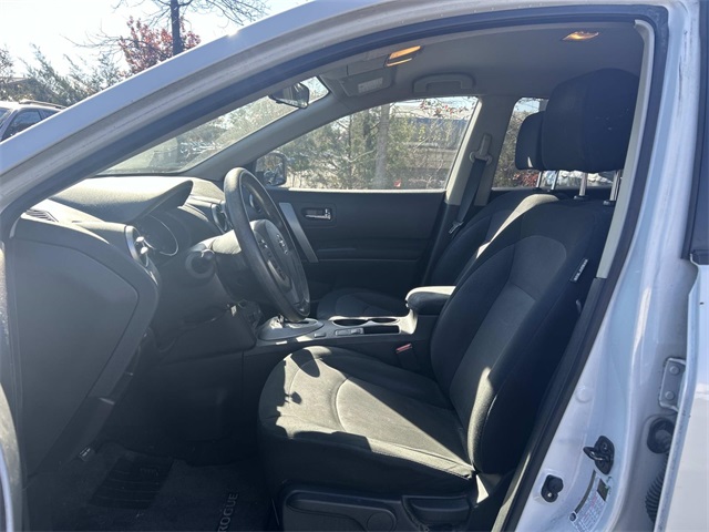 2012 Nissan Rogue S photo 3