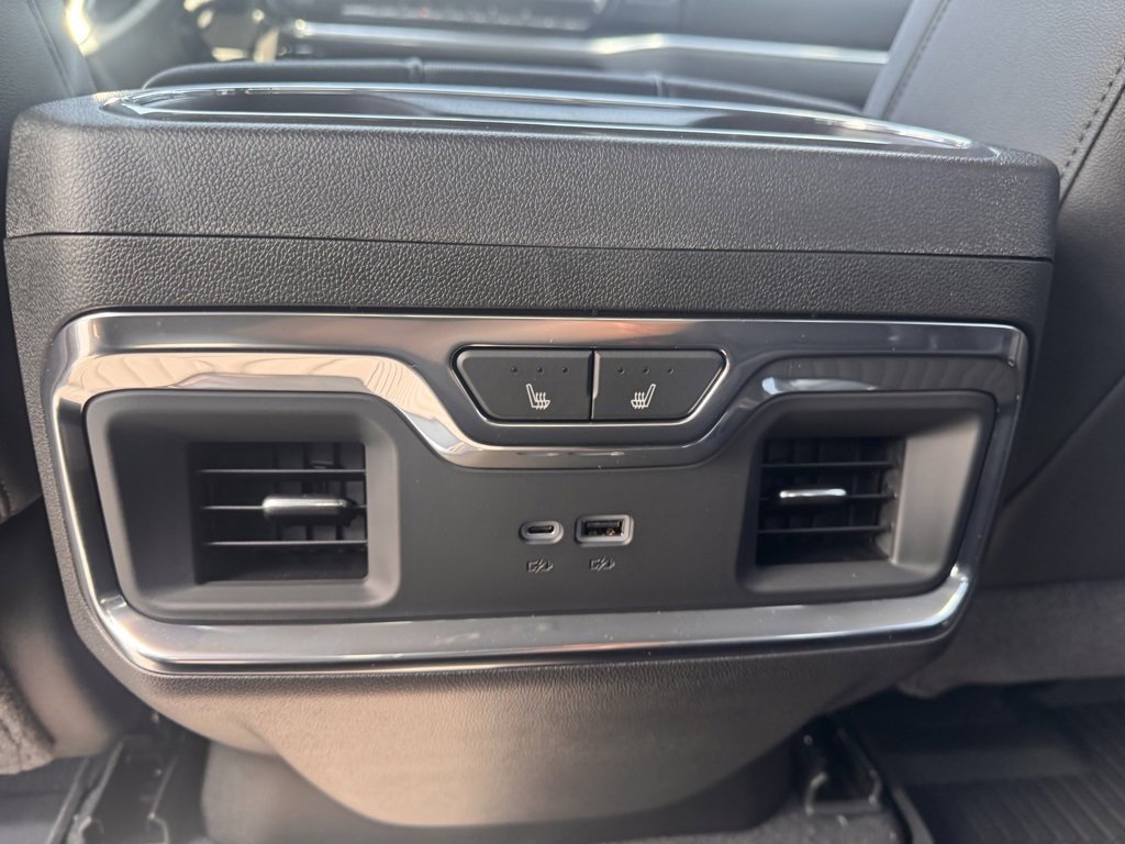 2025 Chevrolet Silverado 2500HD LTZ photo 20