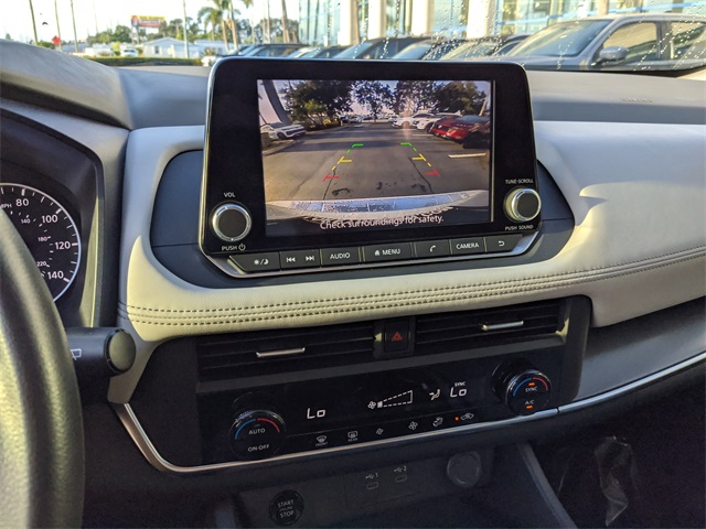 2024 Nissan Rogue SV photo 21