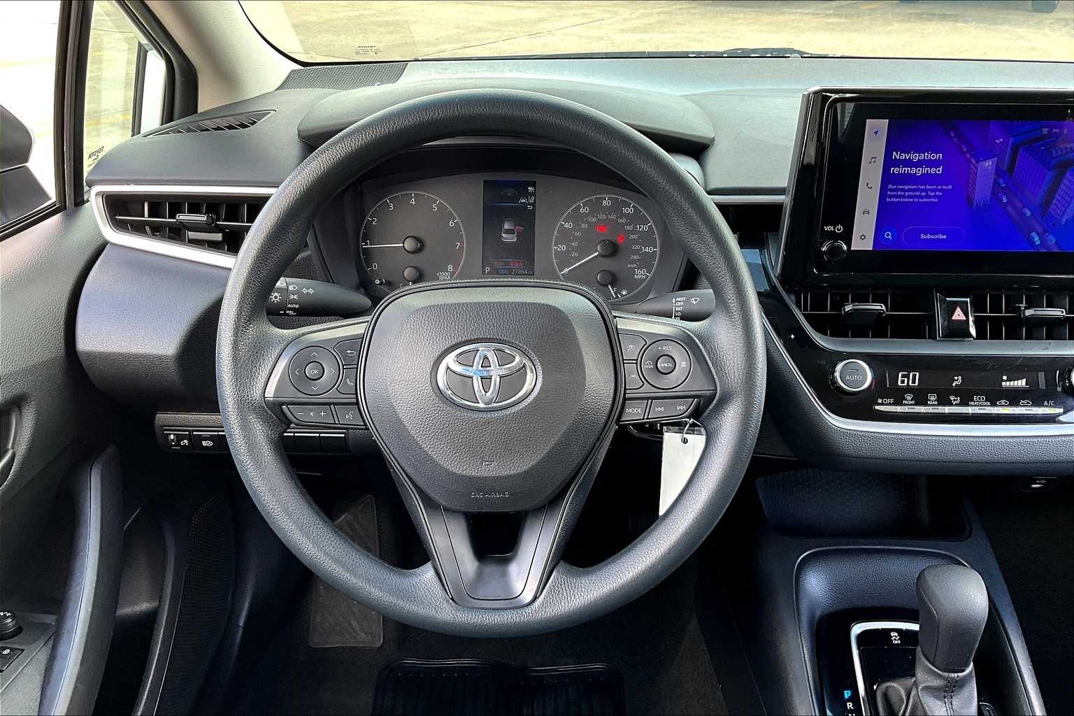 2024 Toyota Corolla LE photo 5