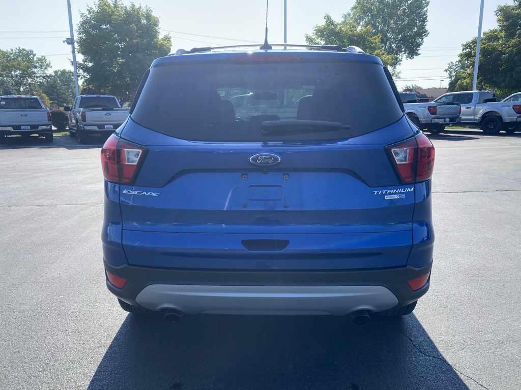 2019 Ford Escape Titanium photo 4