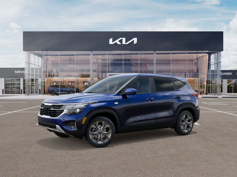 2026 Kia Seltos LX photo 2