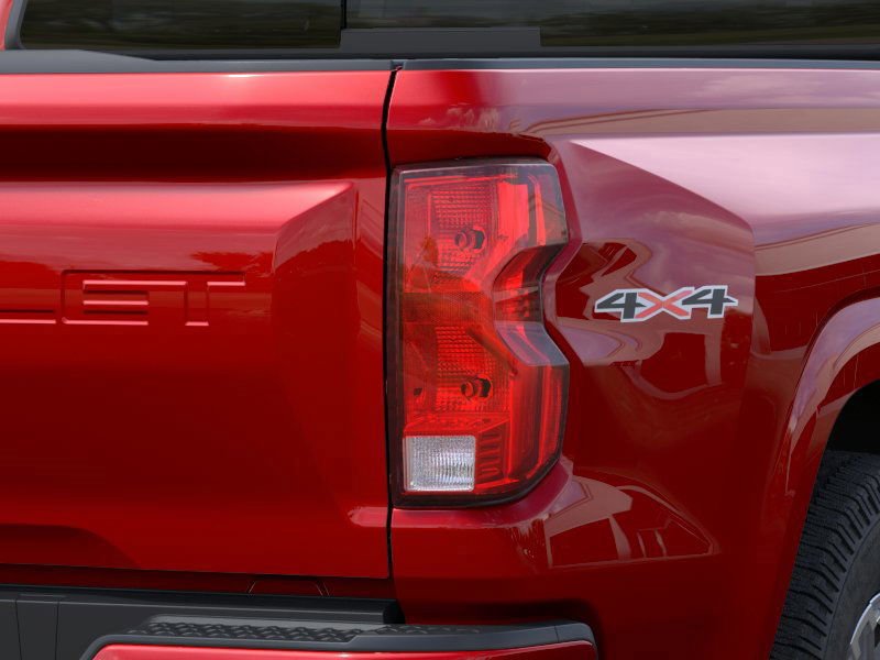 2025 Chevrolet Colorado Work Truck LT photo 11