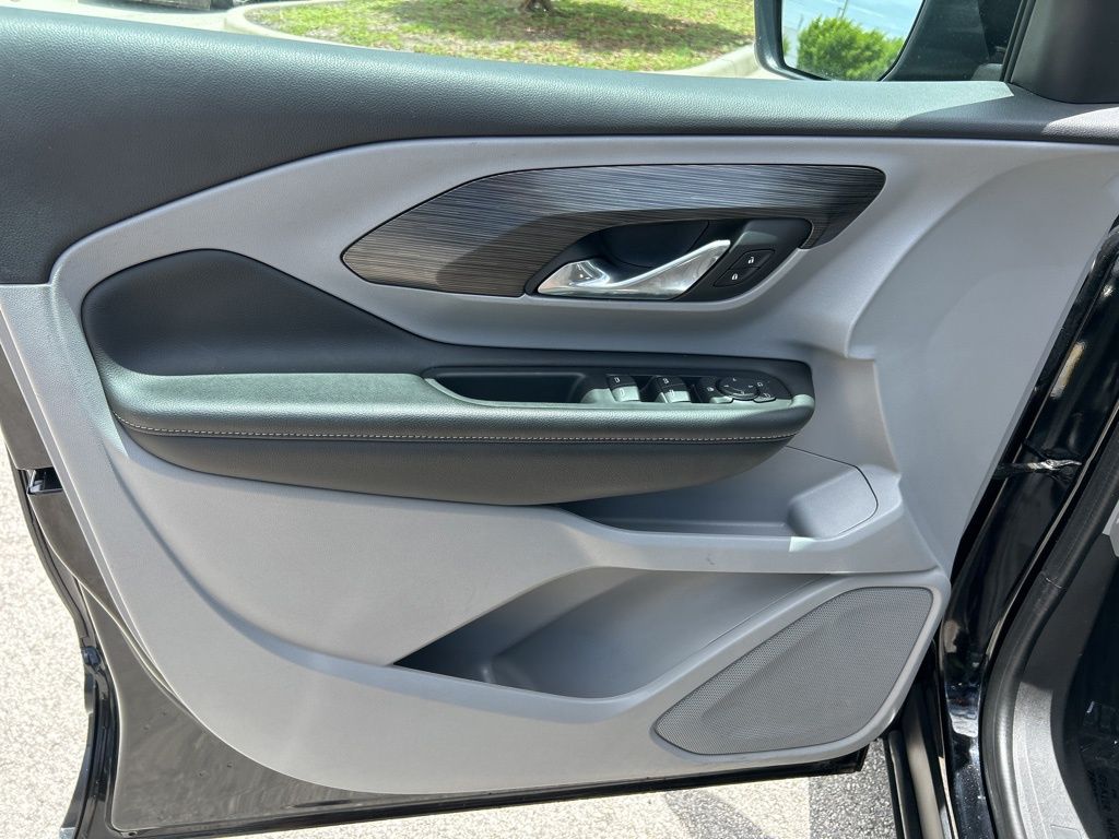 2024 Gmc Terrain SLE photo 10
