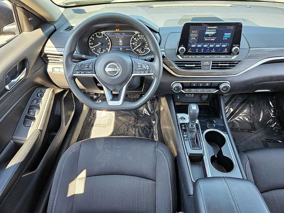 2024 Nissan Altima 2.5 SV photo 9