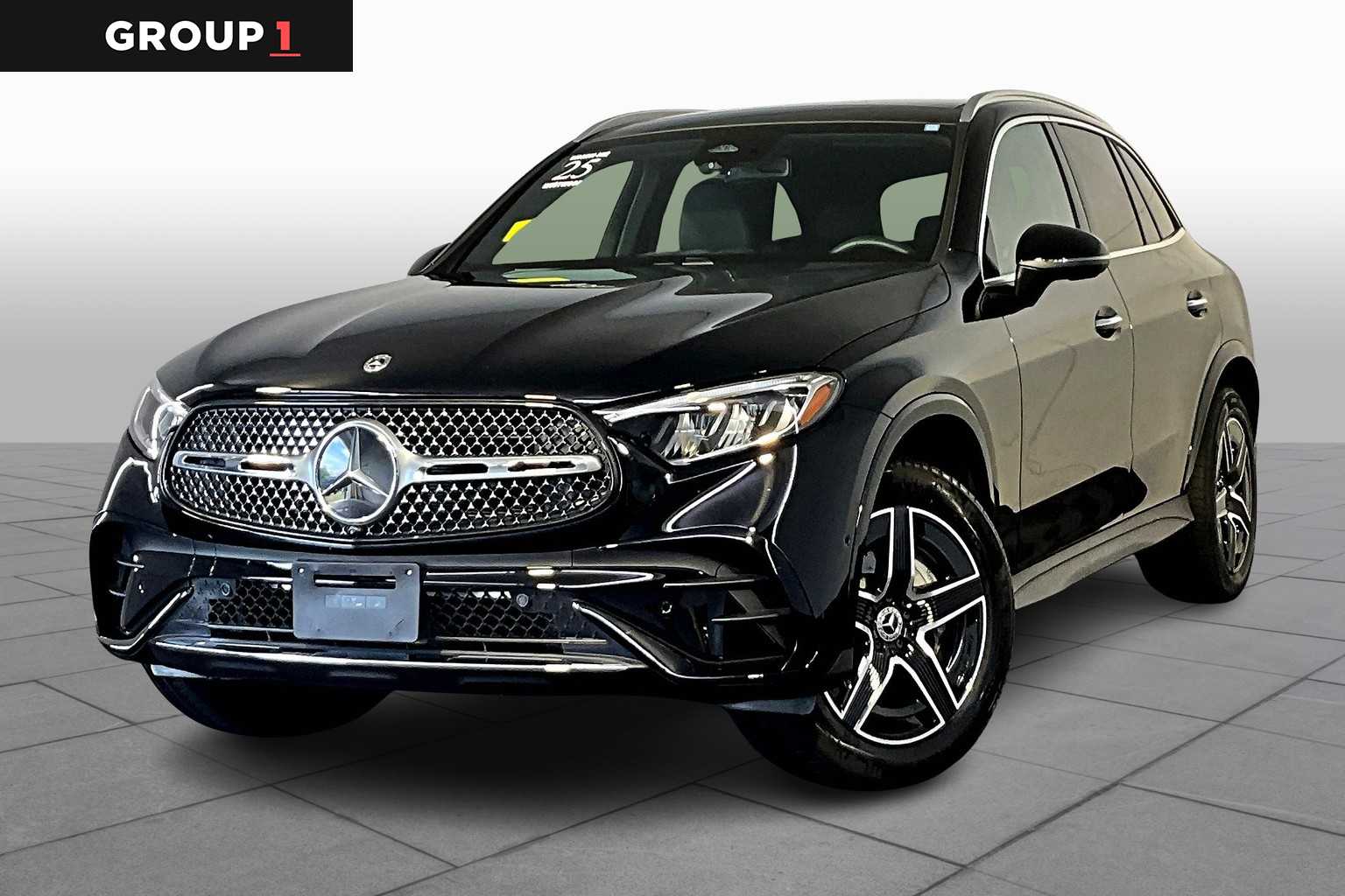 2025 Mercedes-Benz GLC Base's photo