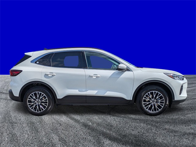 2025 Ford Escape Plug-In Hybrid Base photo 3