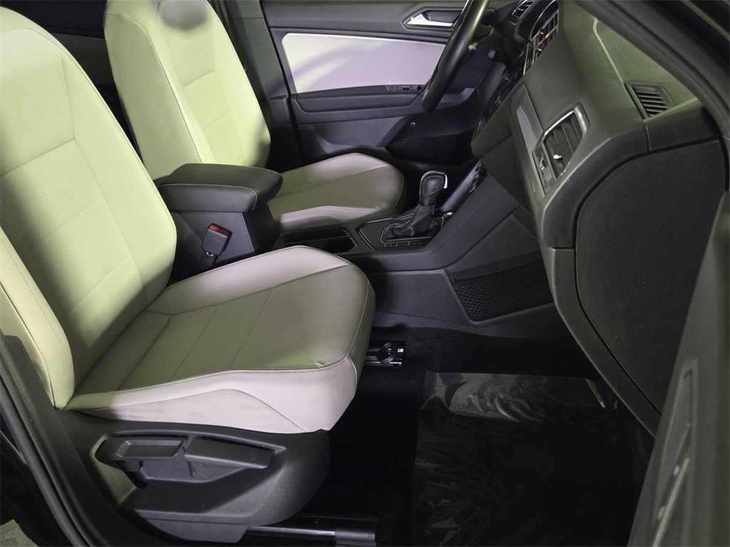 2021 Volkswagen Tiguan SE R-Line Black photo 13