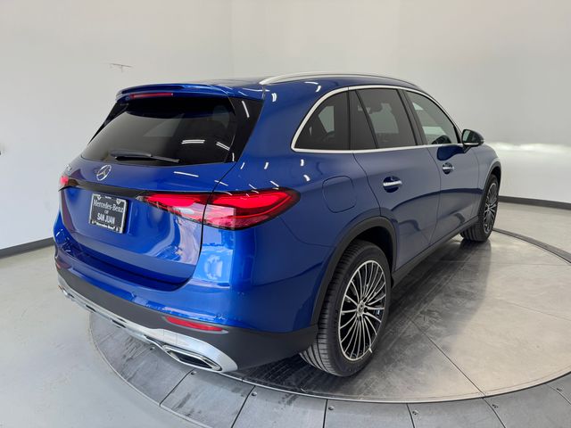 2025 Mercedes Benz GLC 300 photo 31