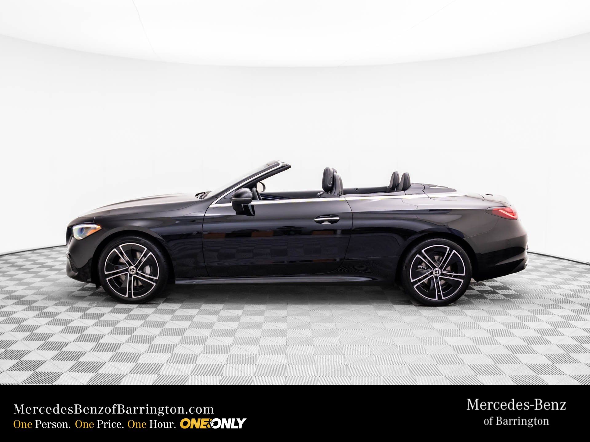 2026 Mercedes Benz CLE 300 4MATIC Cabriolet photo 2