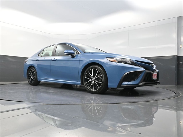 2023 Toyota Camry SE photo 22