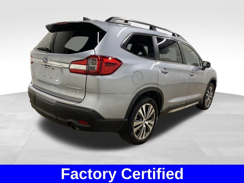 2022 Subaru Ascent Limited photo 3
