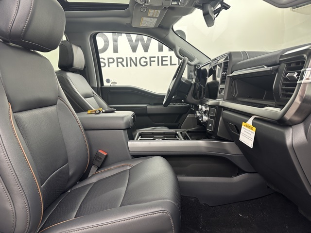 2026 Ford F-350 Lariat photo 9