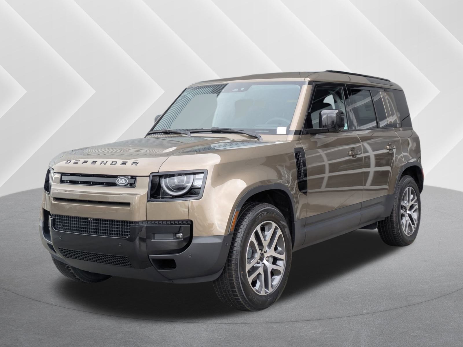 2026 Land Rover Defender S's photo