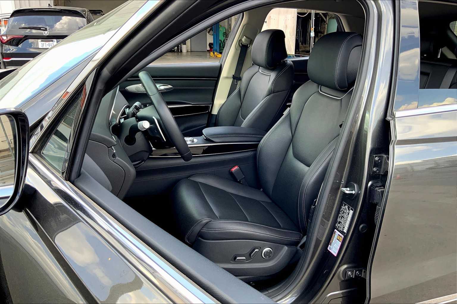 2025 Genesis GV70 2.5T photo 7