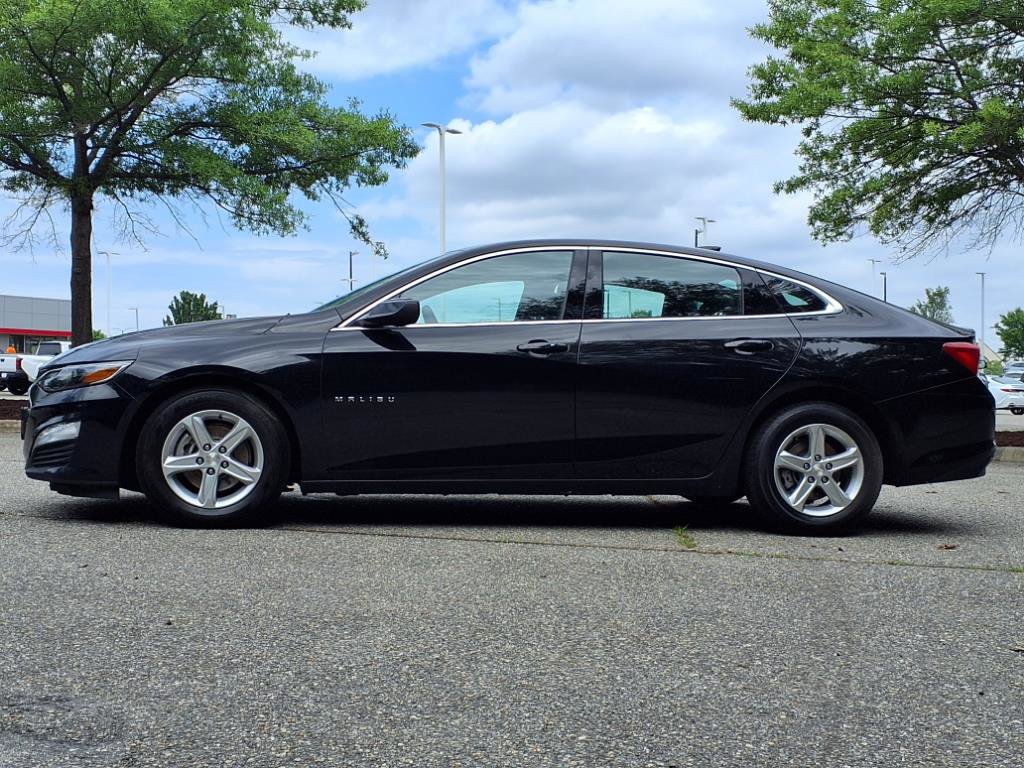 2023 Chevrolet Malibu 1LT photo 3